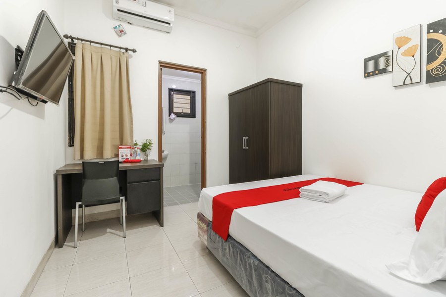 Capitalize on Jakarta’s University Demand. 42 Rooms. Fully Managed by Cozzy.id.